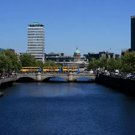 The Guinness Storehouse * Dublin